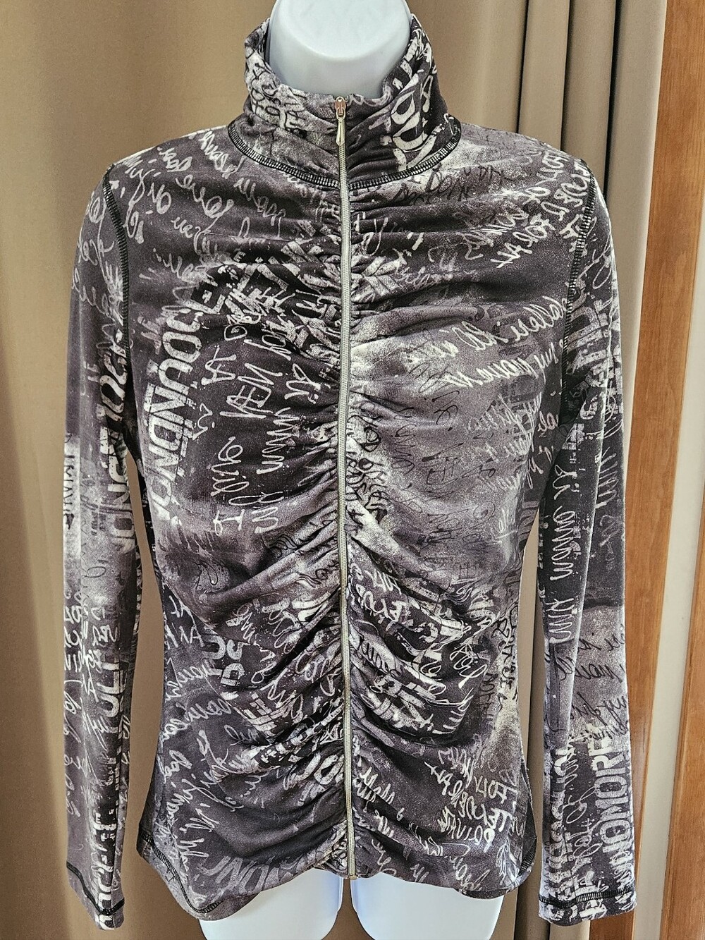 Sno Skins Microfiber Full Zip Jacket Grey Black Graffiti Artsy Mock Neck